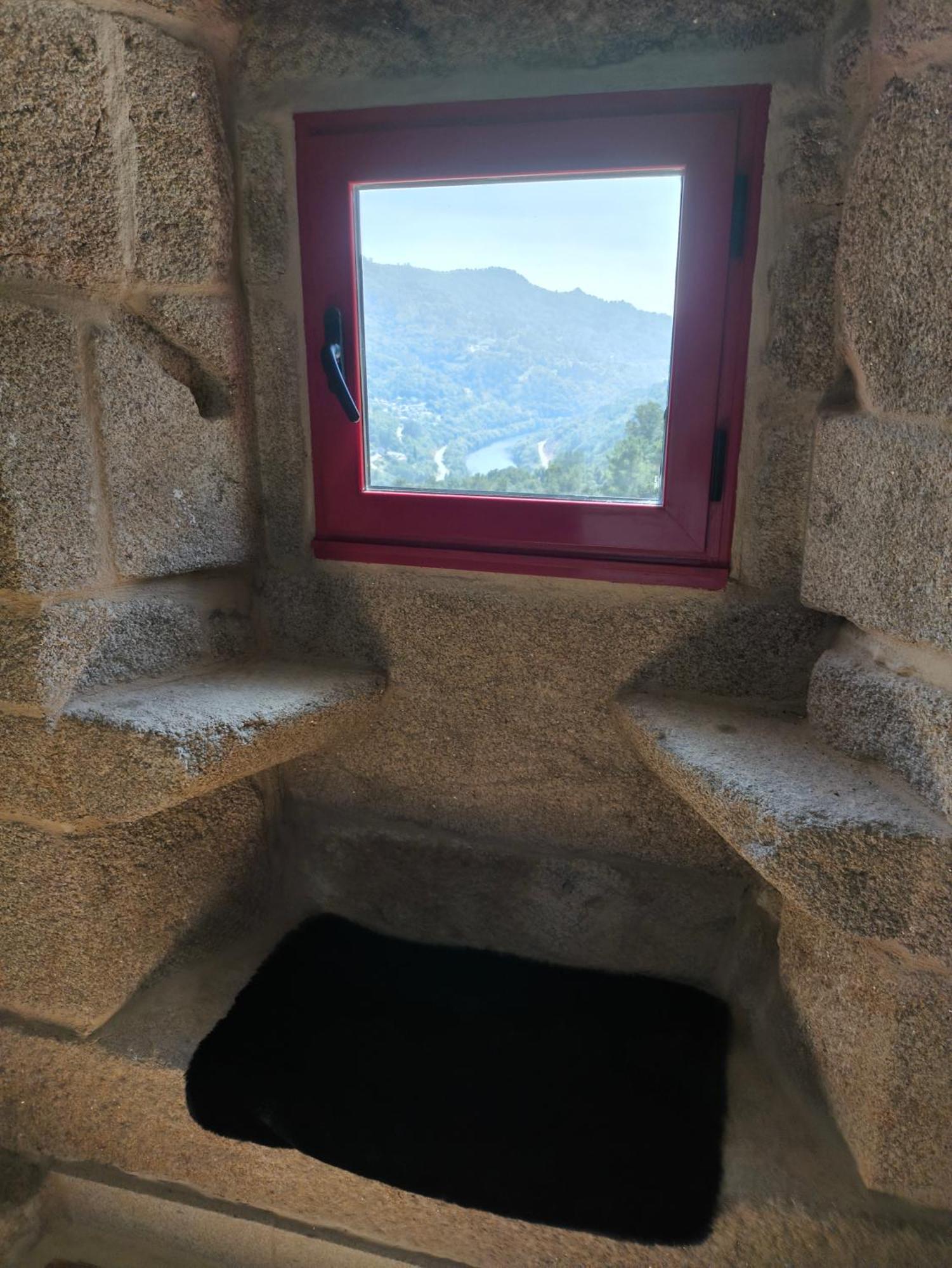 Xiravai-Ribeira Sacra Villa Peares Exteriör bild
