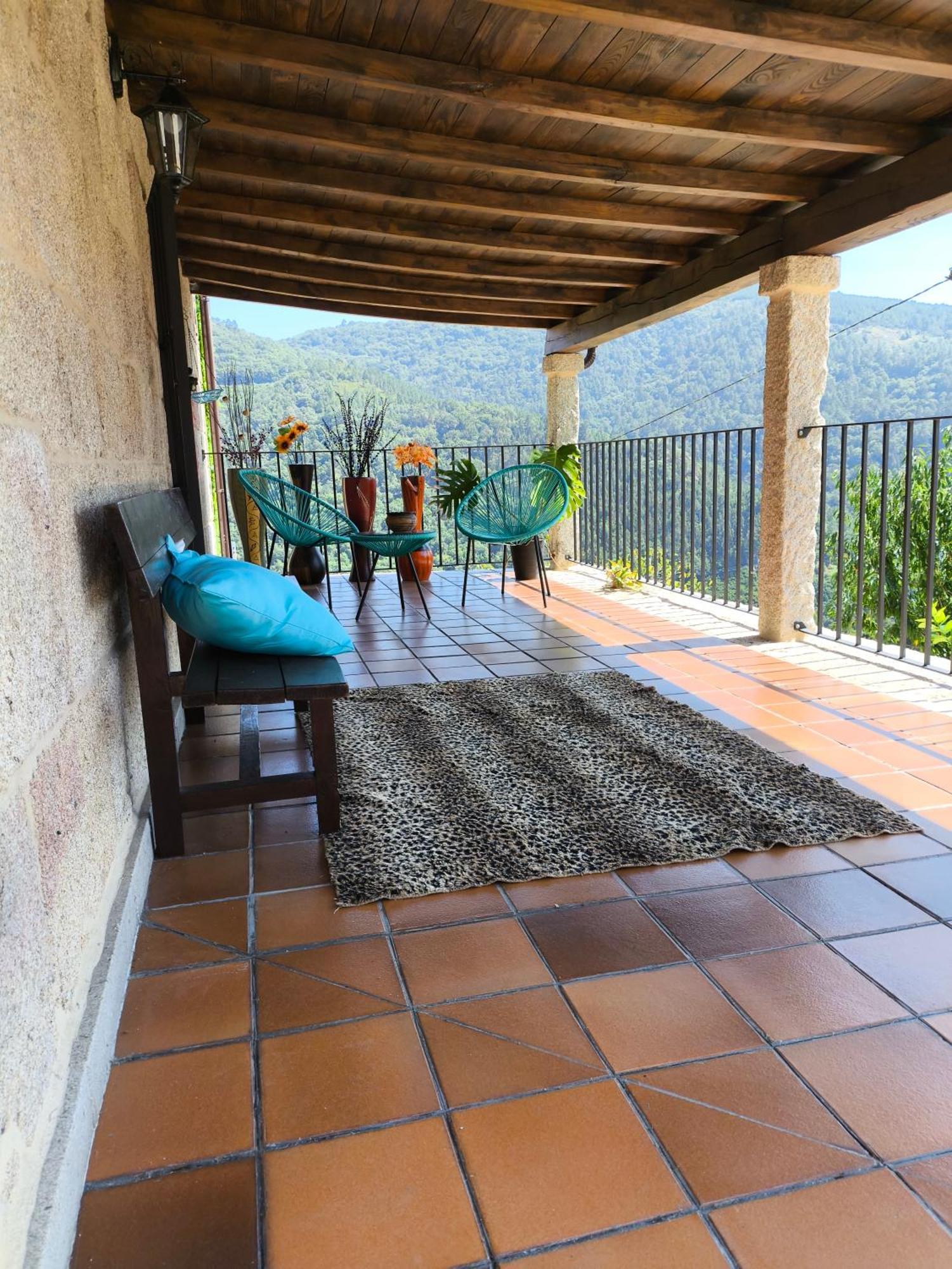 Xiravai-Ribeira Sacra Villa Peares Exteriör bild